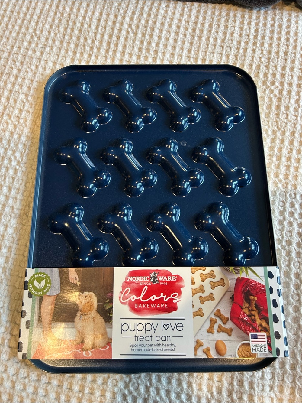 Nordic Ware Navy Blue Puppy Love Bone Treat Pan